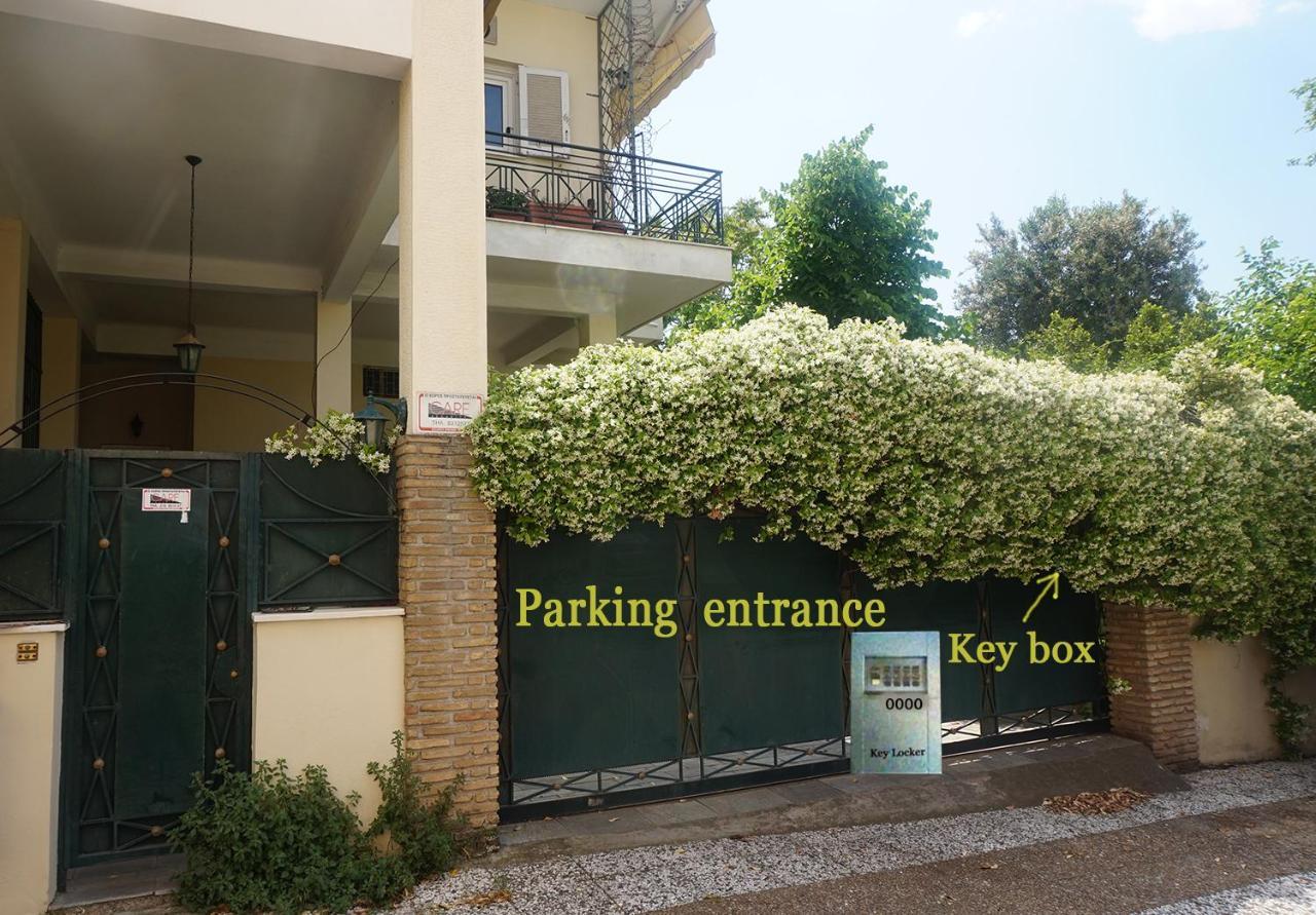 Independent Entrance Apt - 130M2 - Garden - Private Parking Lägenhet Aten Exteriör bild
